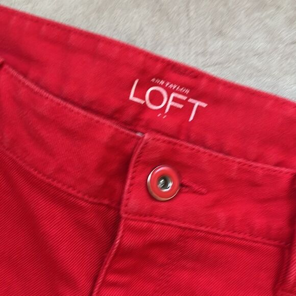 LN! LOFT *Original* Red Cuffed Jeans Shorts Sz 10 - Picture 4 of 11